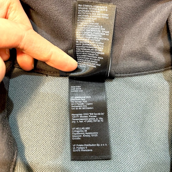 Men’s North Face Jacket with FlashDry Technology - Picture 12 of 13